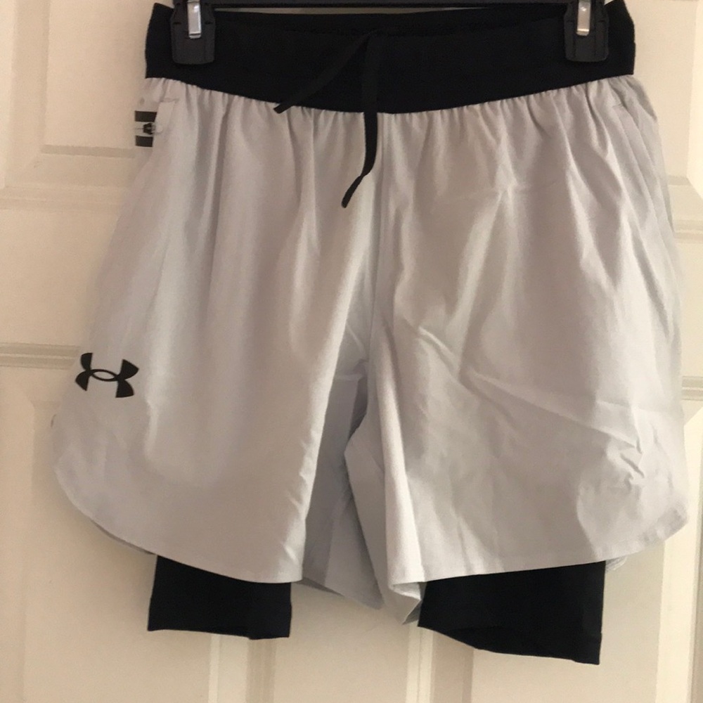 Under Armour 2-in-1 Athletic/Athleisure Shorts, NWT!